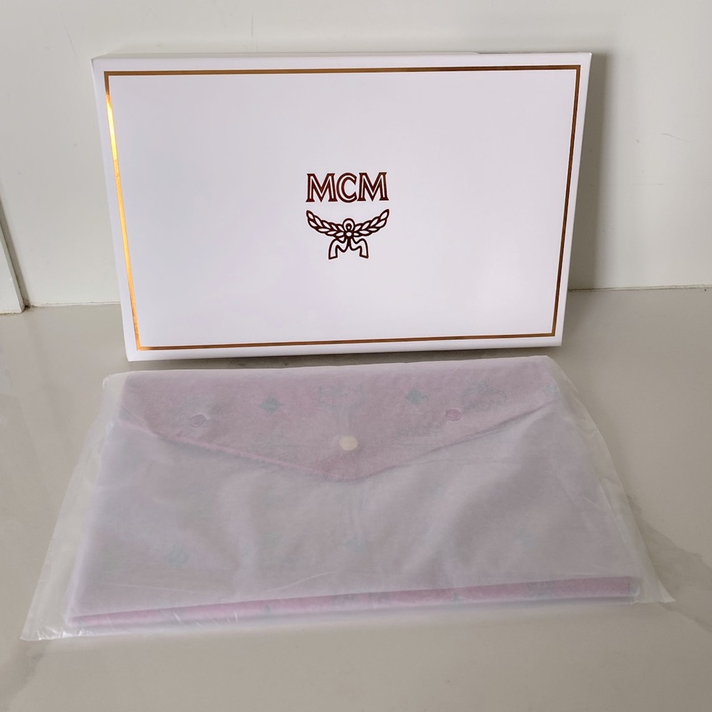 MCM Envelope Pouch / Clutch Novelty / VIP / GWP Korea - Picture 12 of 12